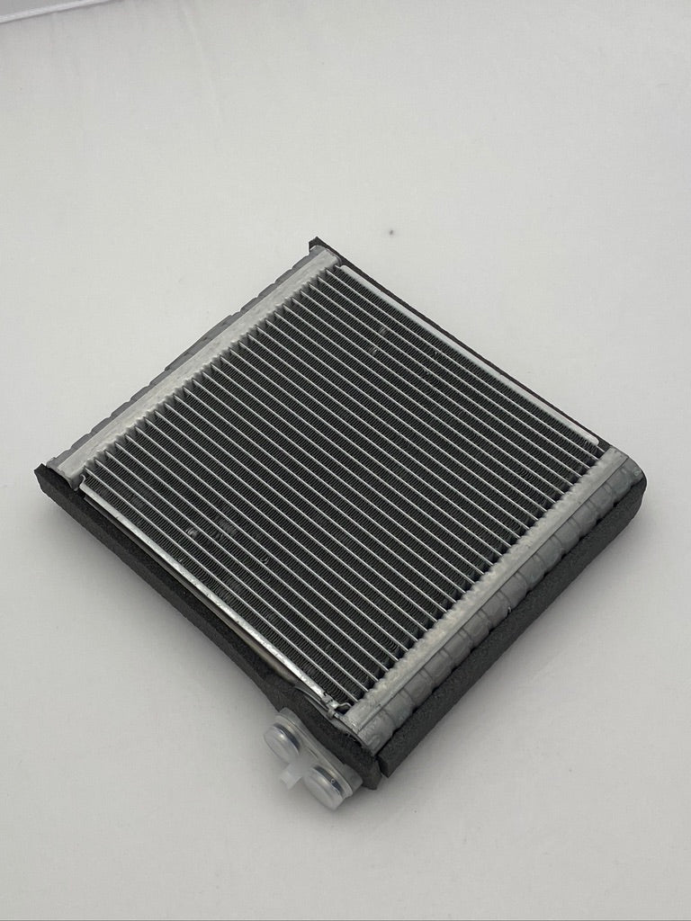 Evaporator 205(H) x 235(W) x 38(thickness)